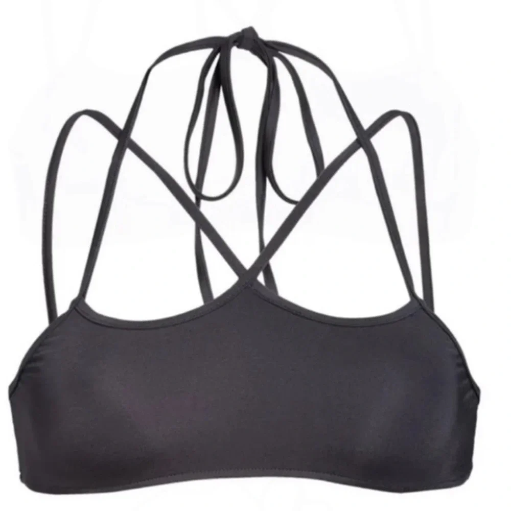 NWT Frankie’s Bikinis Aleisha Eco Bikini Top in Black Size Small